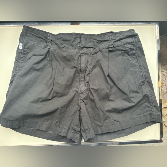Citizens Of Humanity Black Cargo Shorts Relaxed Fit - Picture 1 of 3